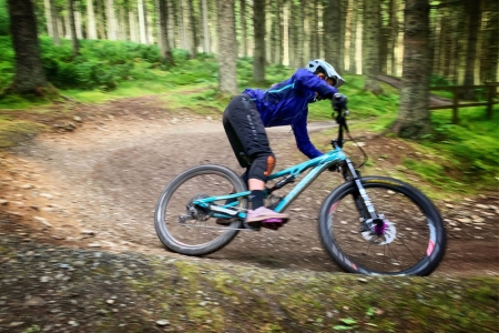 Ridelines-Womens-Only-Mountain-Bike-Lessons-Glentress